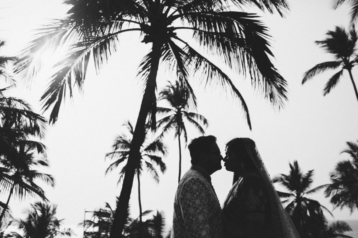 Couple shoot in Novotel Mumbai, Black & white